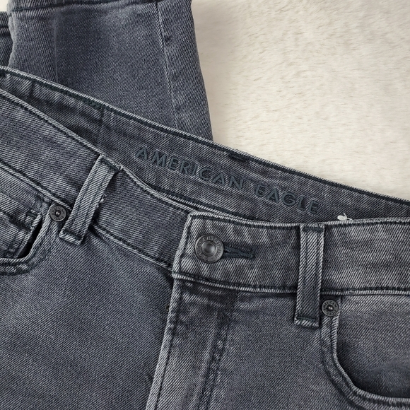 American Eagle Washed Black Stretch Mom Jeans 0 Reg - Picture 2 of 9